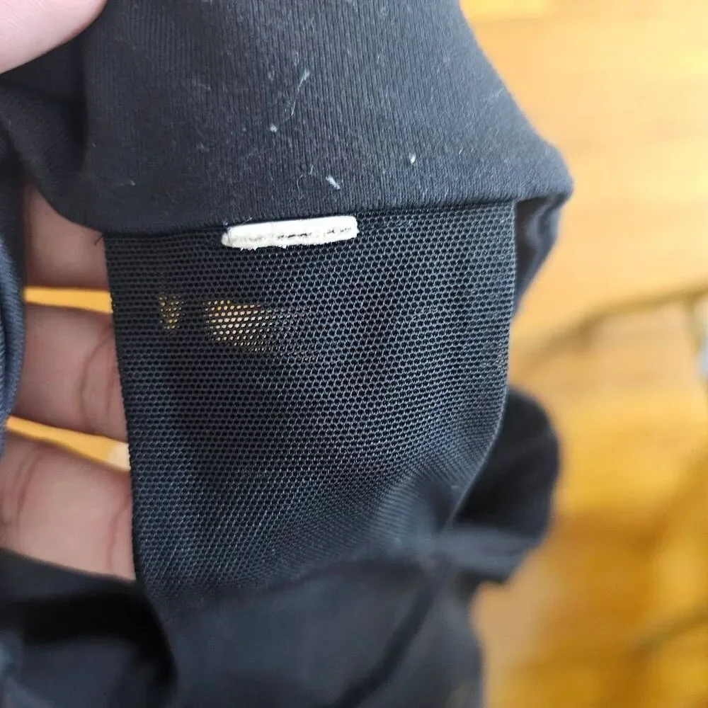 Lululemon Black Scoop Neck Tank Top Size 6 - Picture 6 of 6